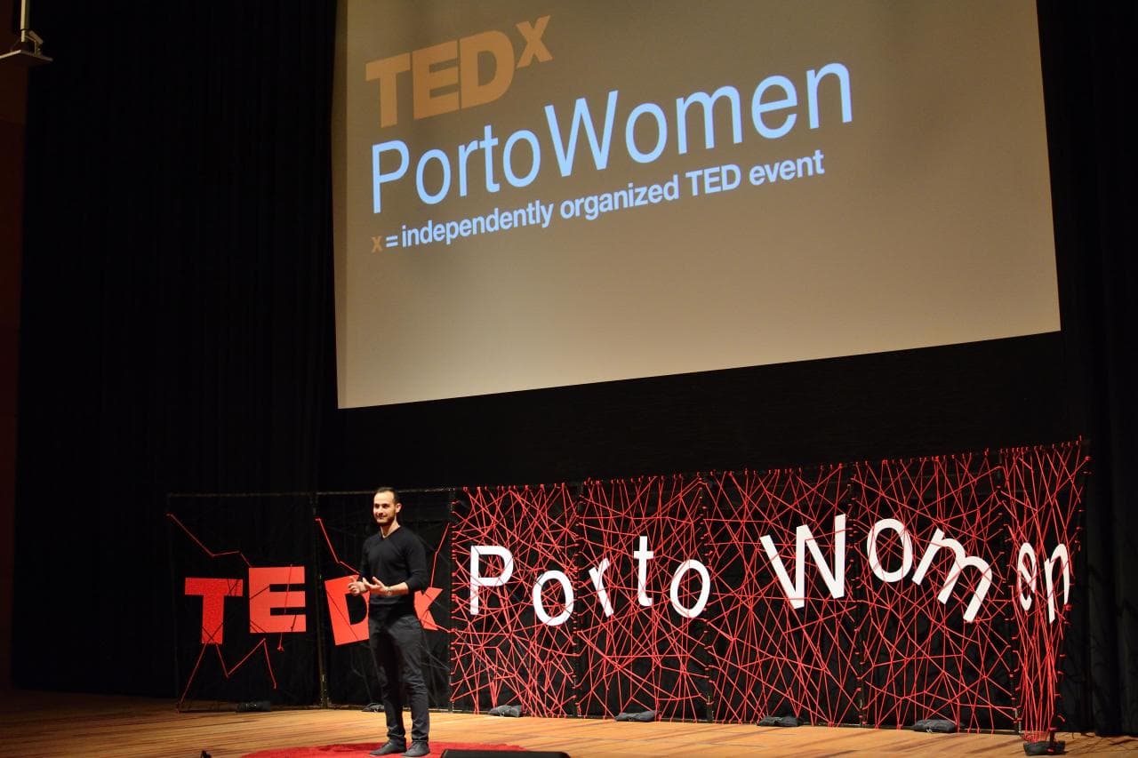 Nour Machlah speaking at TEDx PortoWomen
